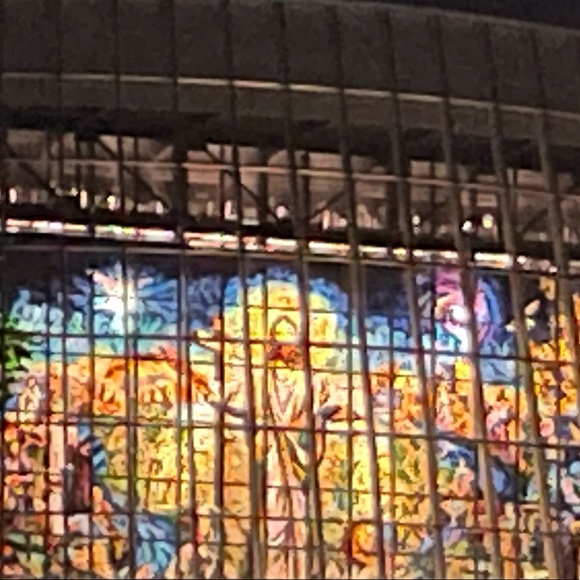 Meet your Posher, Caroline - Picture 2 of 3